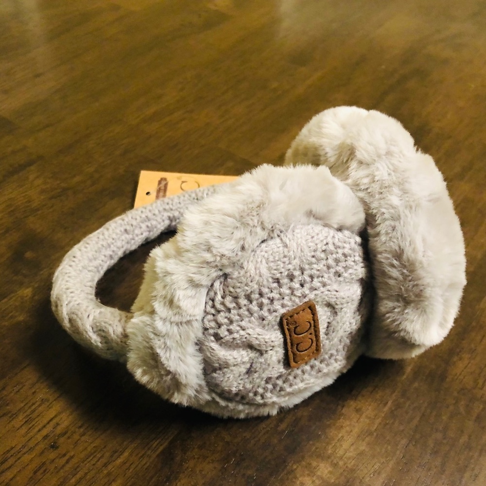 C.C Grey Cable Knit Ear Muffs w/Faux Fur - Picture 4 of 6